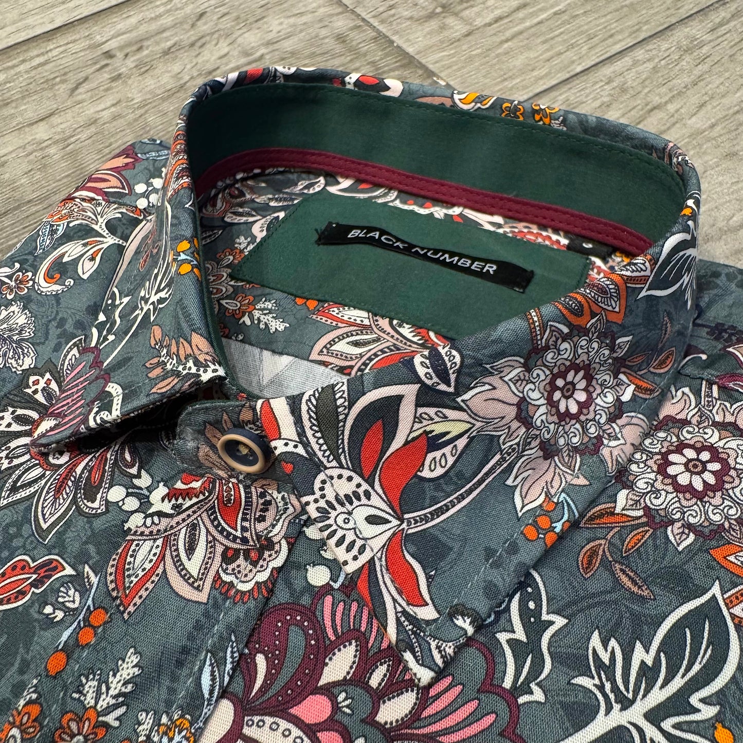 Camicia Fantasia Fiori Stilizzati