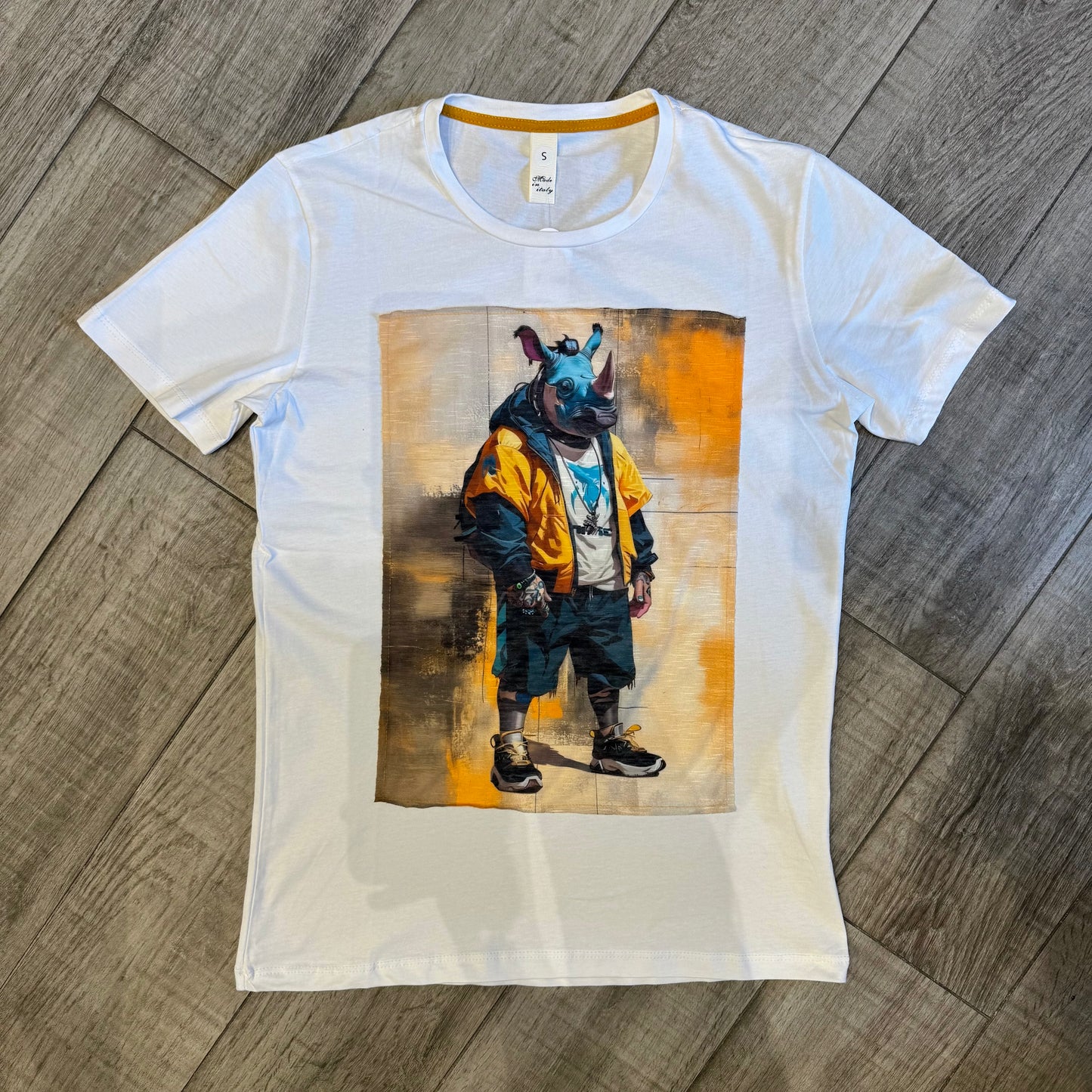 T-Shirt Stampa "Rino"