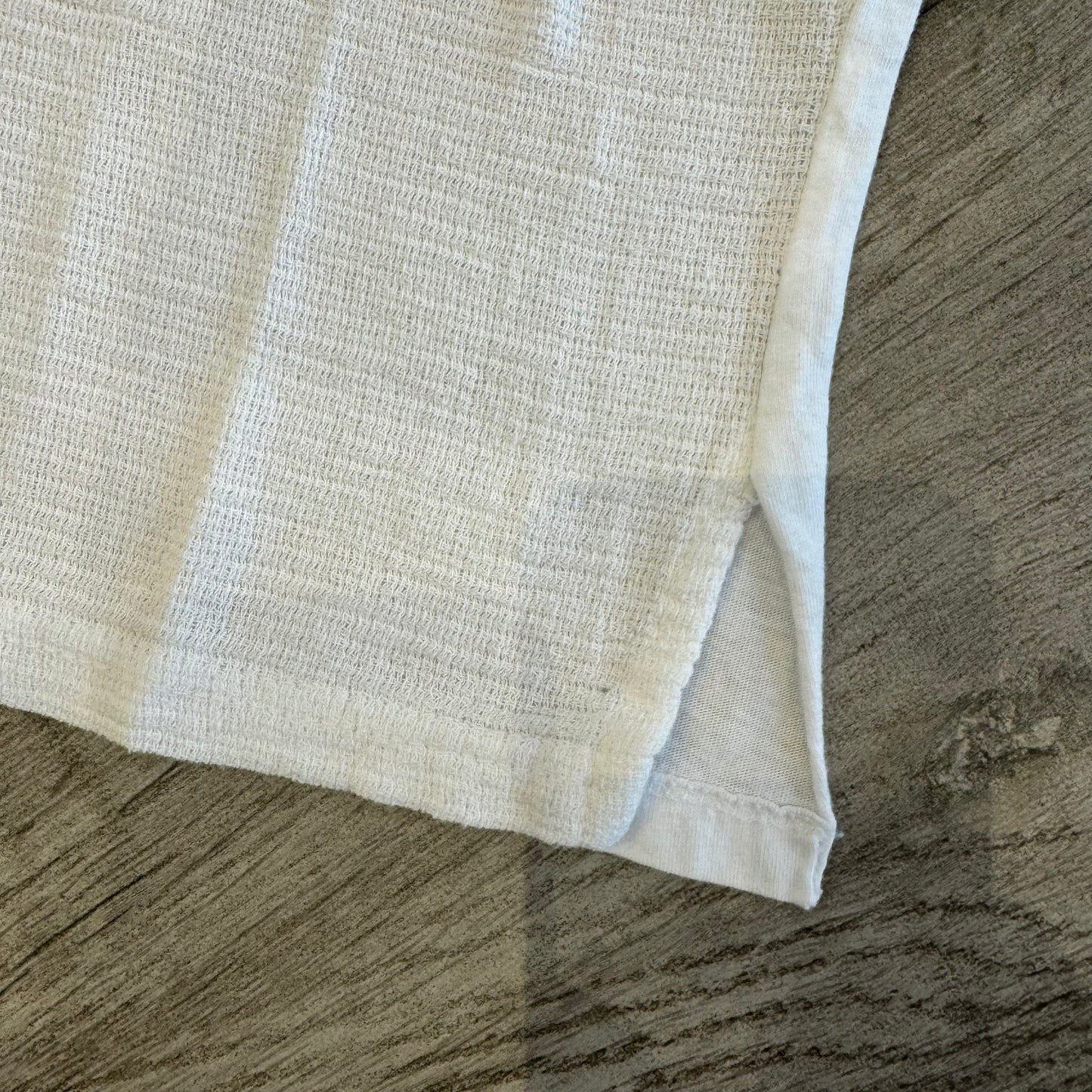 T-Shirt Garza di Cotone Scollo V e Bottoncini