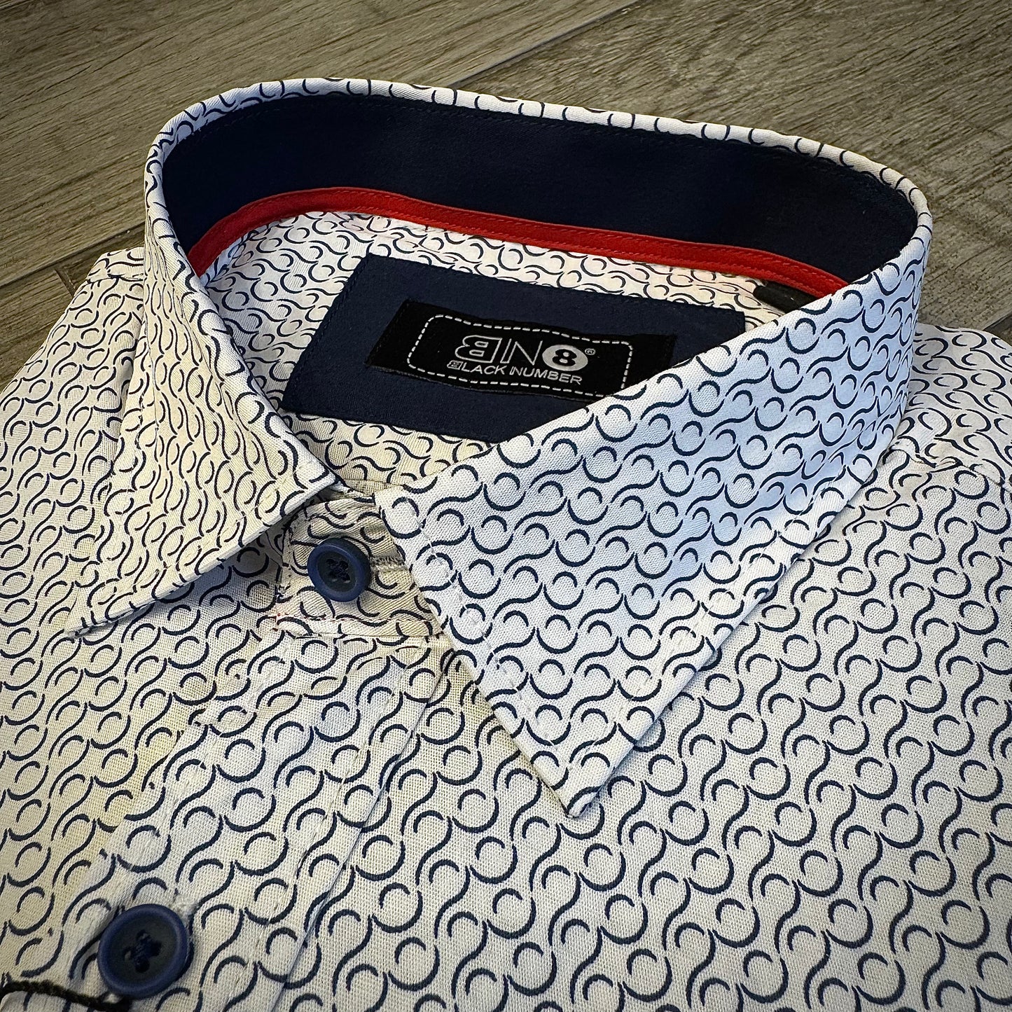 Camicia Fantasia Linee Stilizzate
