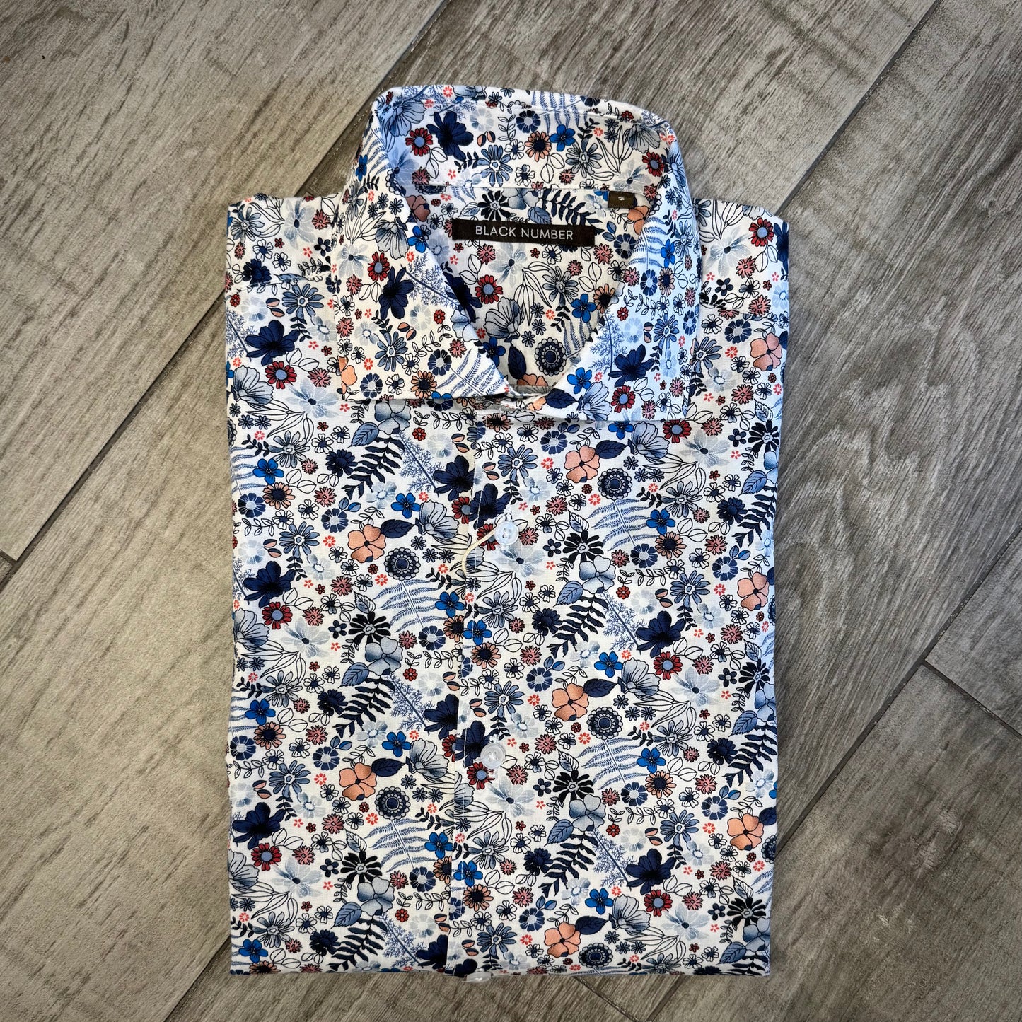 Camicia Collo Francese e Fantasia Fiori
