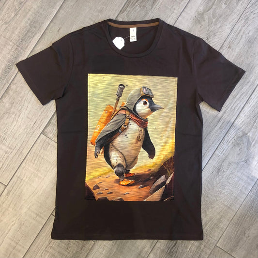 T-Shirt Stampa "Pinguino Esploratore"