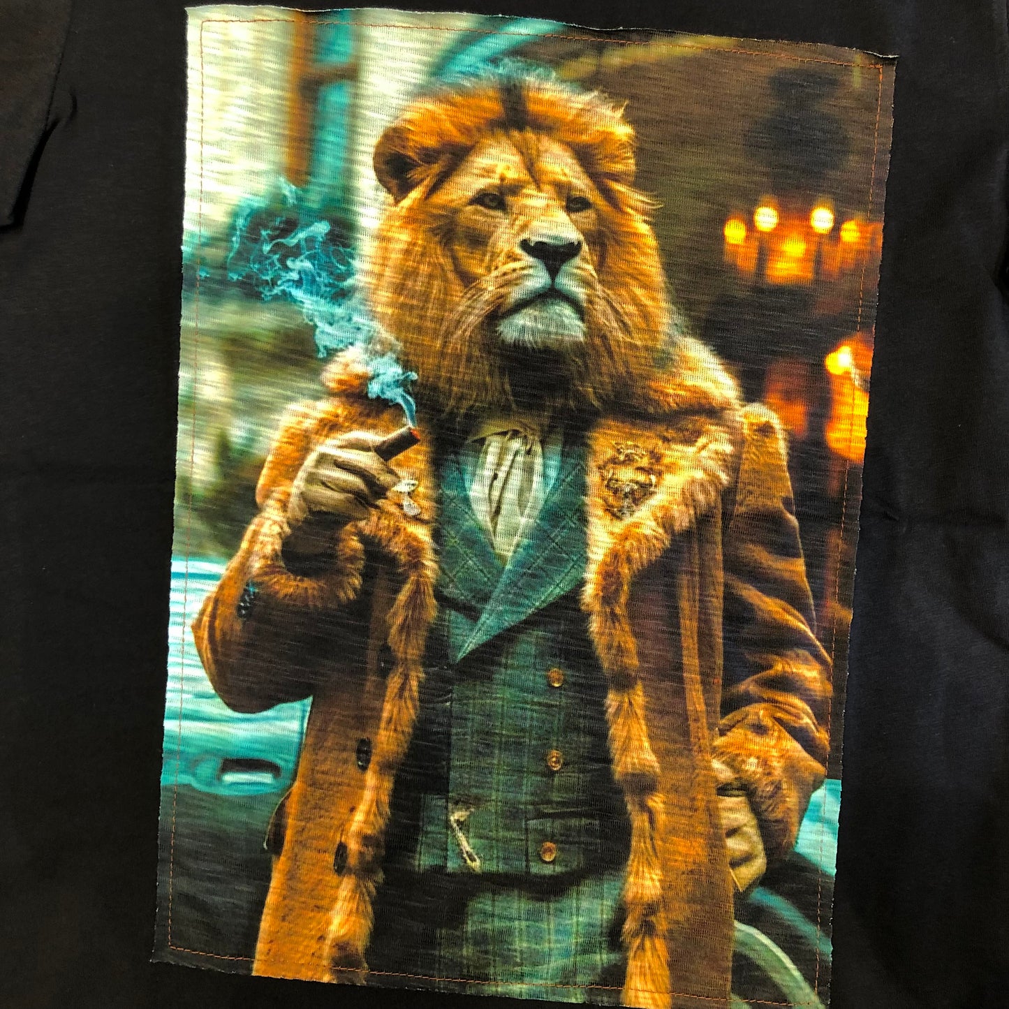 T-Shirt Stampa "Elegant Lion"